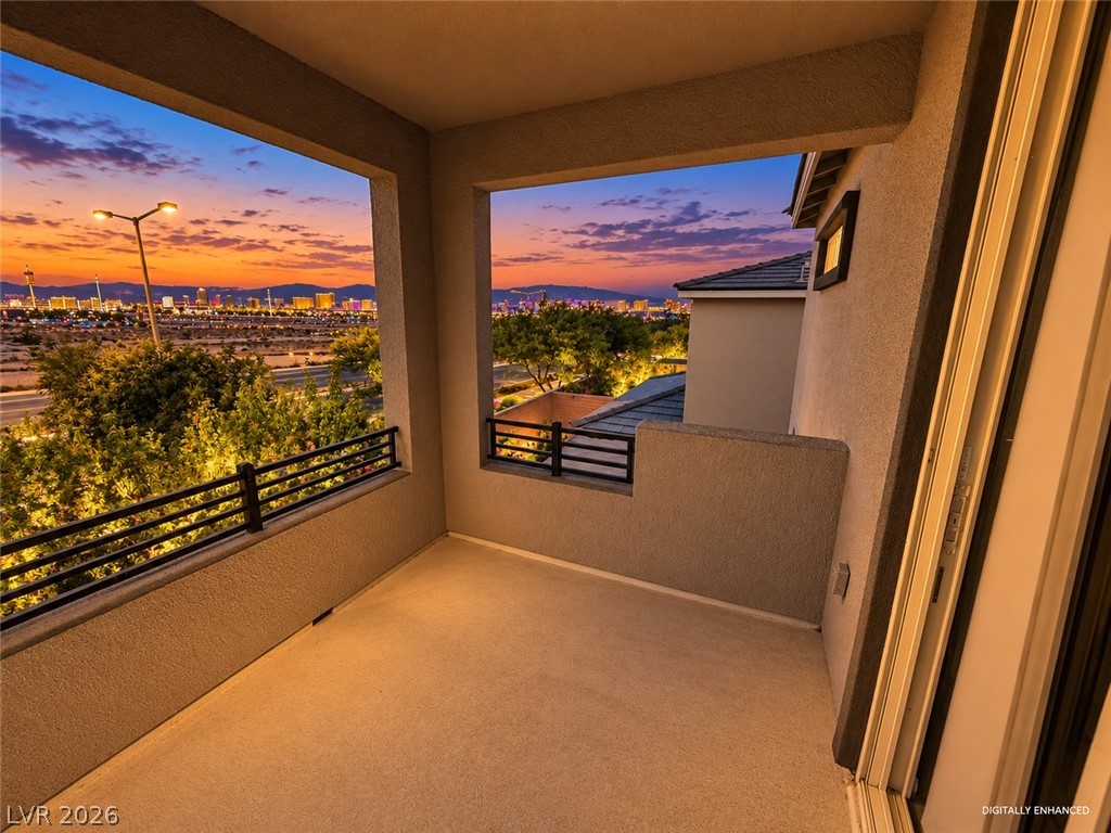 10676 Glowing Dawn Avenue Property Photo 3