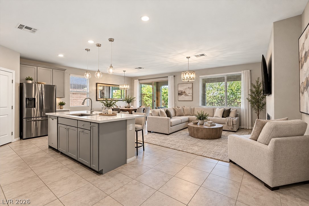 10676 Glowing Dawn Avenue Property Photo 8