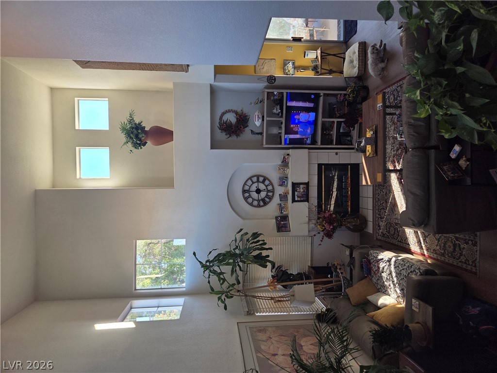 5387 Heatherbrook Circle Property Photo 5