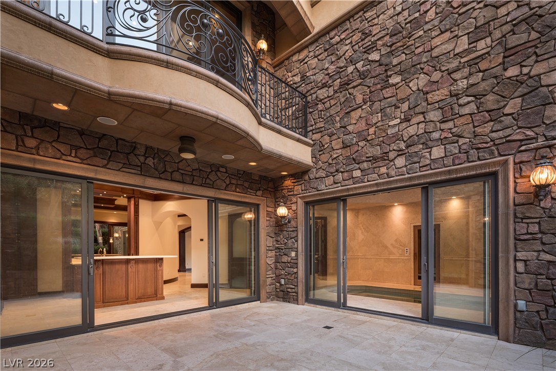 18 Olympia Hills Property Photo 46