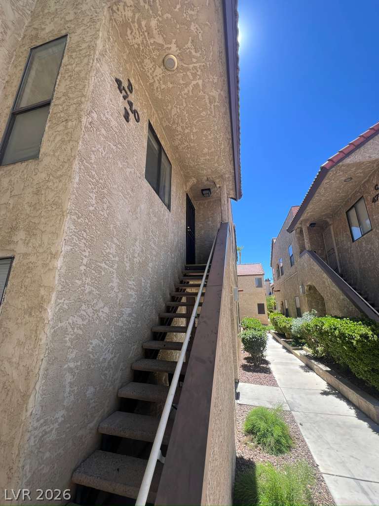 4740 Obannon Drive D Property Photo 2