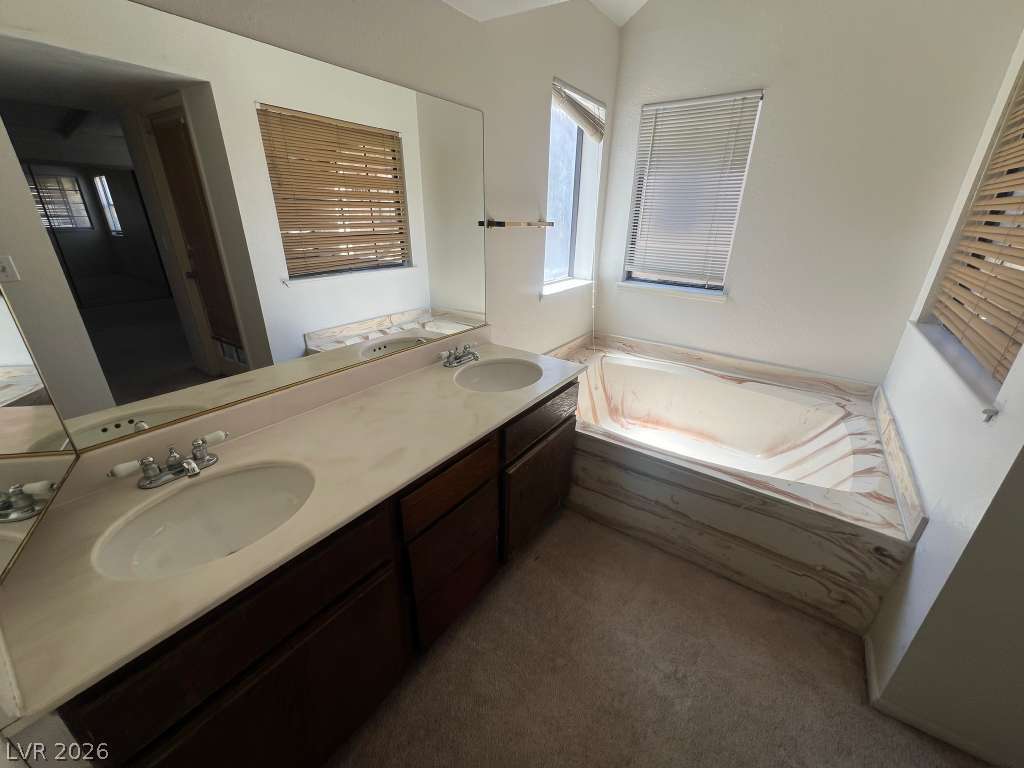4740 Obannon Drive D Property Photo 13