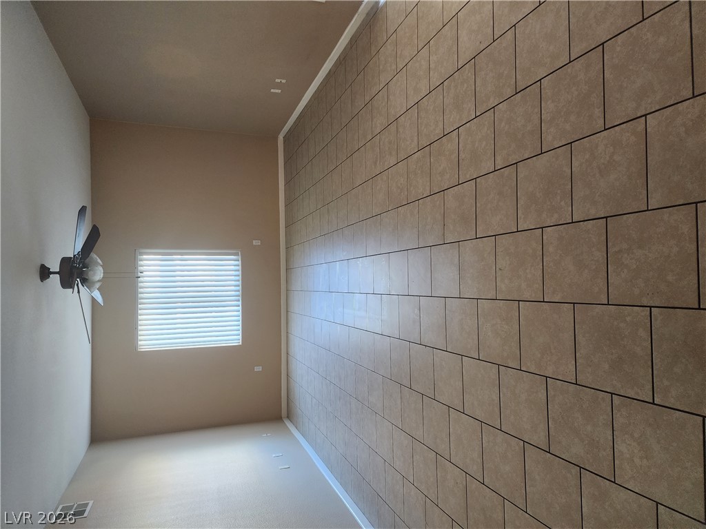 3933 Lazy Pine Street 102 Property Photo 3
