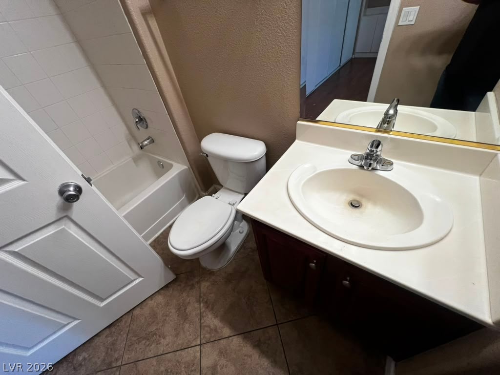 3925 Lazy Pine Street 104 Property Photo 18