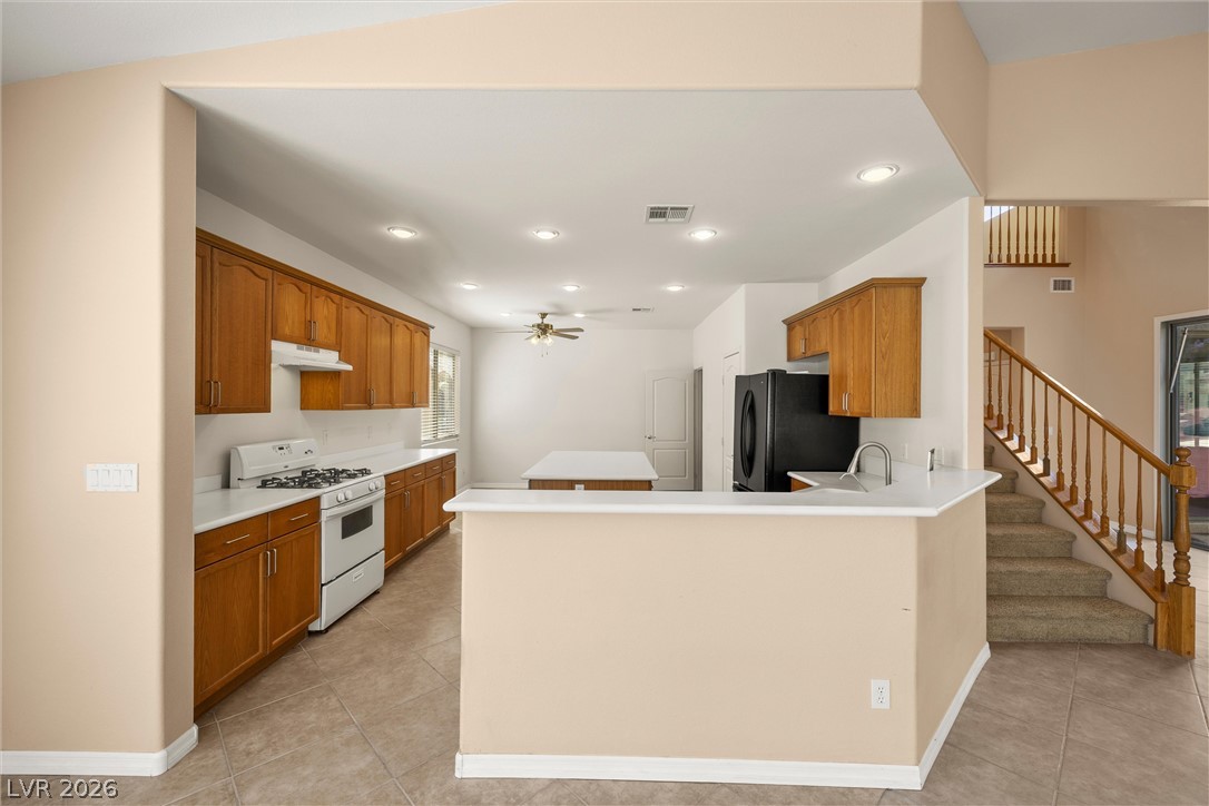 5824 Pleasant Palms Street Property Photo 17