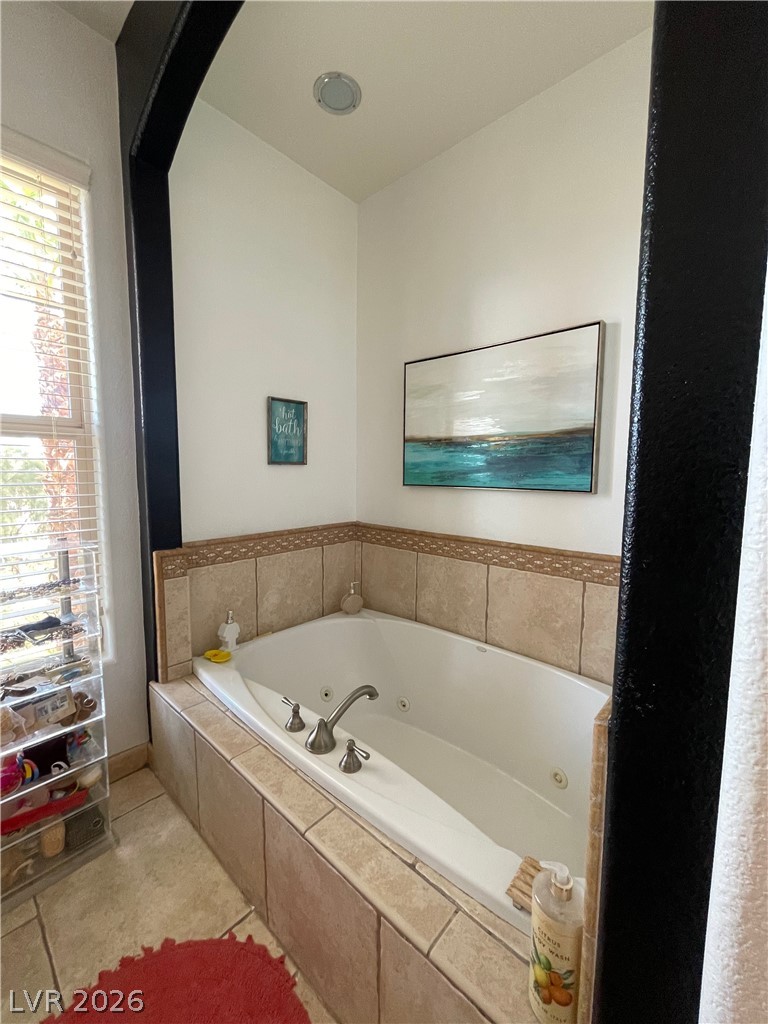 30 Via Vasari 102 Property Photo 16