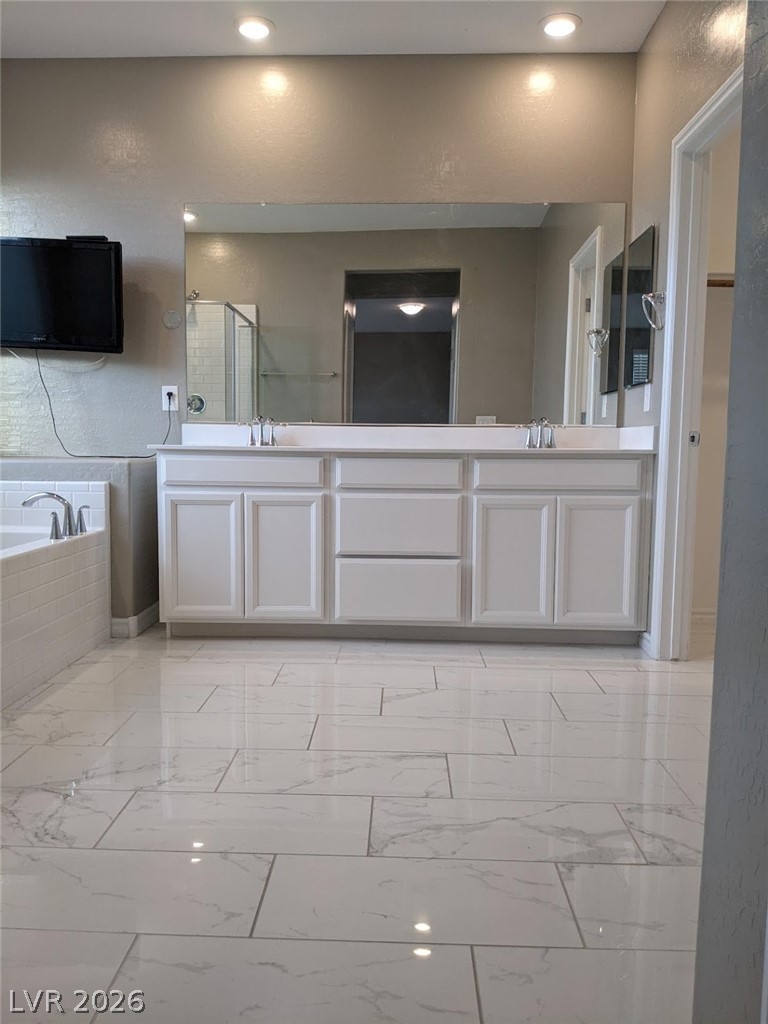 2820281 Property Photo 18