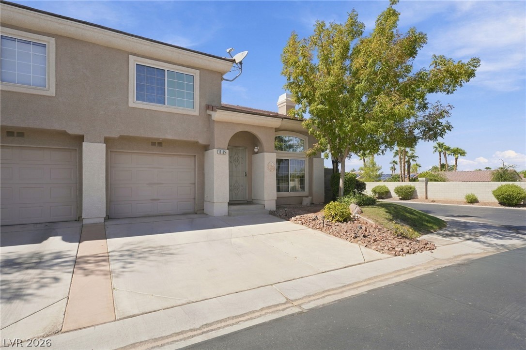 10105 Quilt Tree Street Property Photo 2