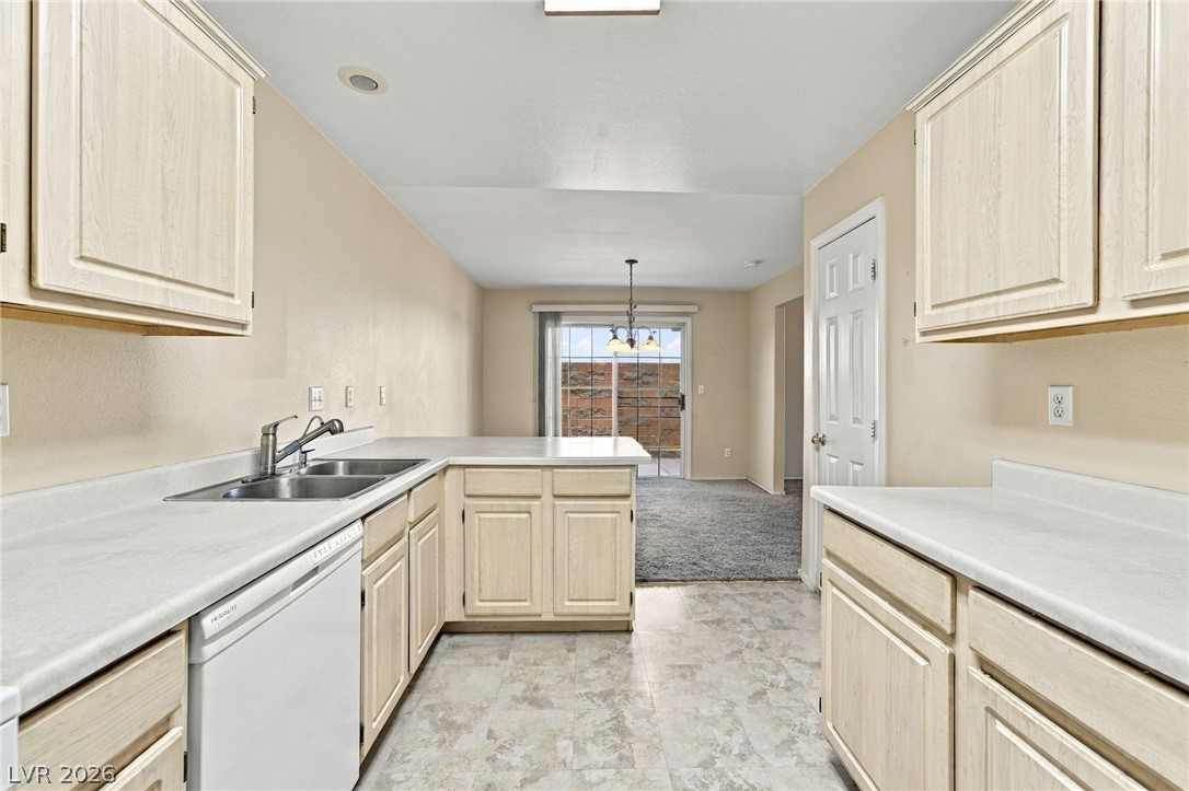 10105 Quilt Tree Street Property Photo 14
