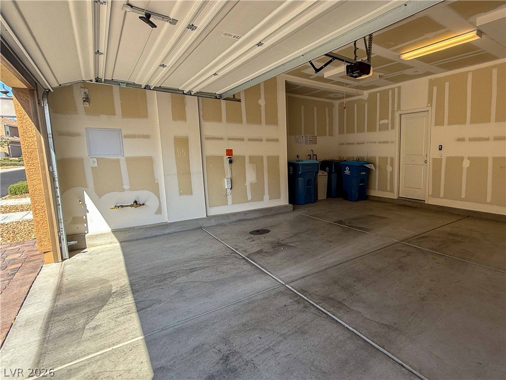 3240 Avernus Avenue Property Photo 42