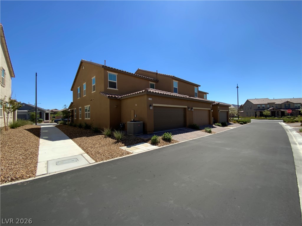 3240 Avernus Avenue Property Photo 45