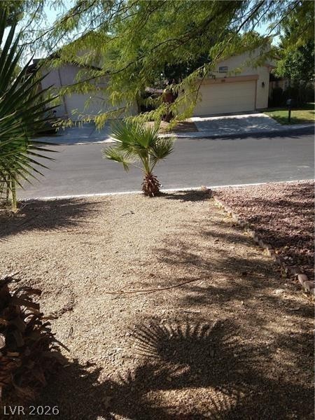 4760 Woodridge Road Property Photo 4