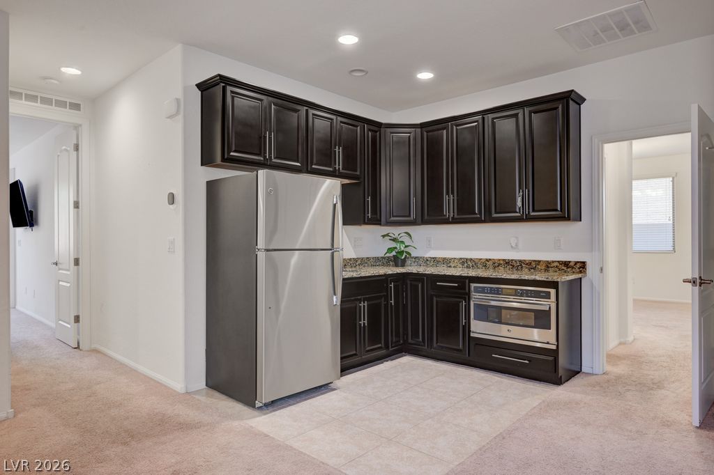 6221 Canterbury Field Road Property Photo 13