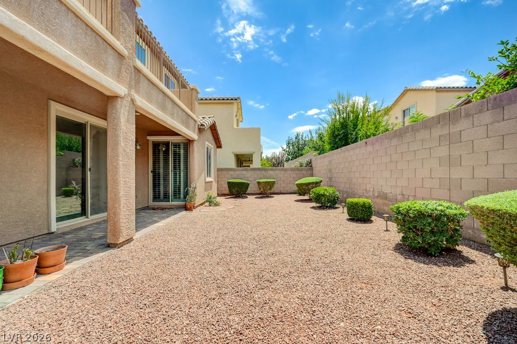 6221 Canterbury Field Road Property Photo 36