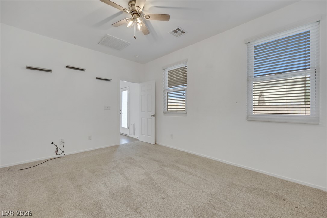 976 Crescent Falls Street Property Photo 16