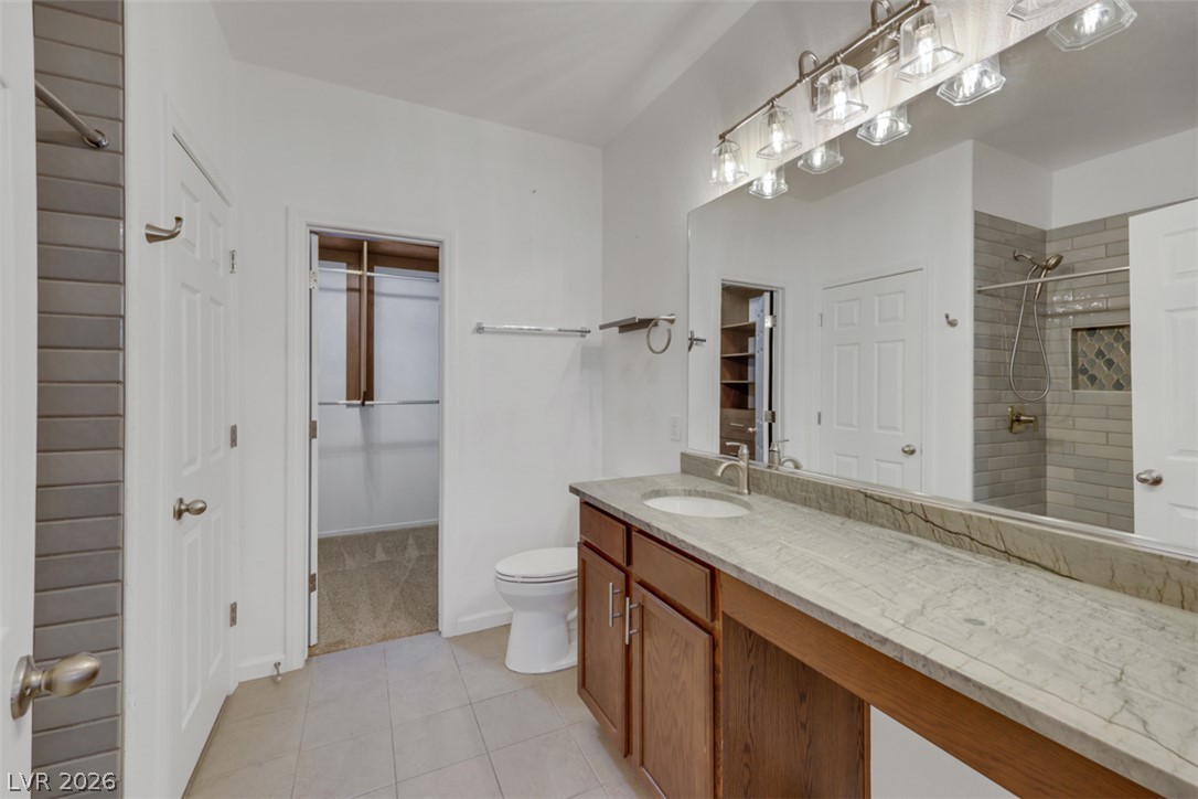976 Crescent Falls Street Property Photo 18
