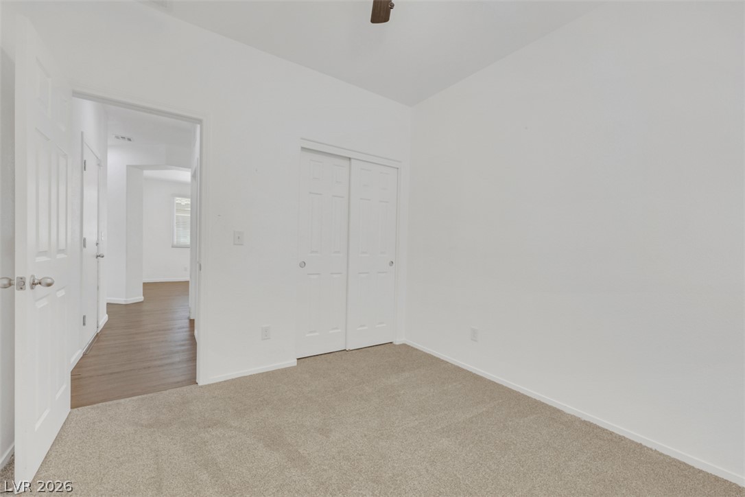 976 Crescent Falls Street Property Photo 22
