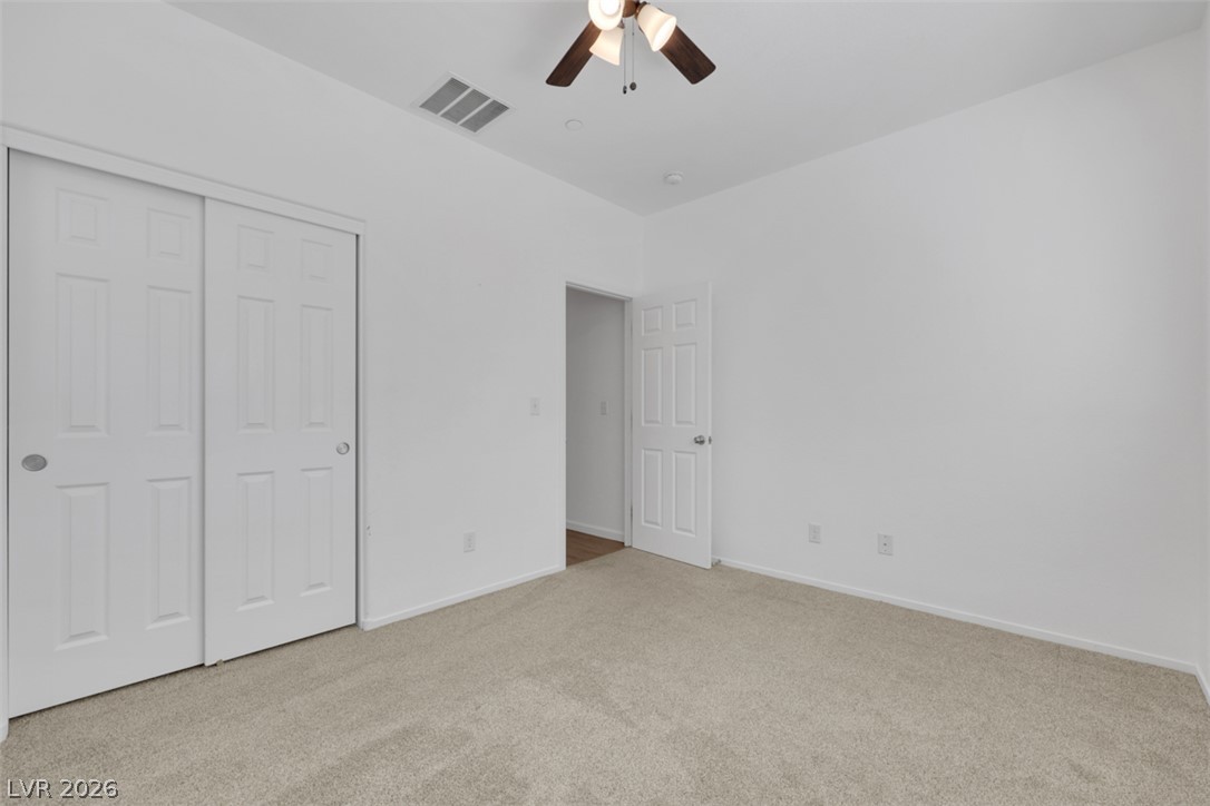 976 Crescent Falls Street Property Photo 25