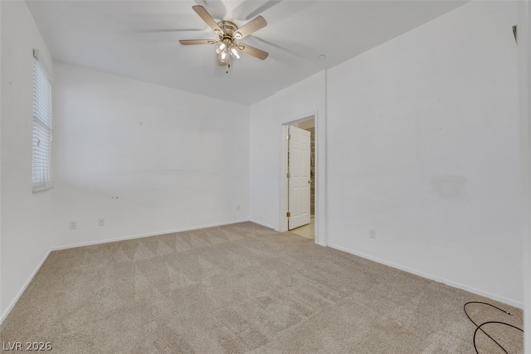 976 Crescent Falls Street Property Photo 26
