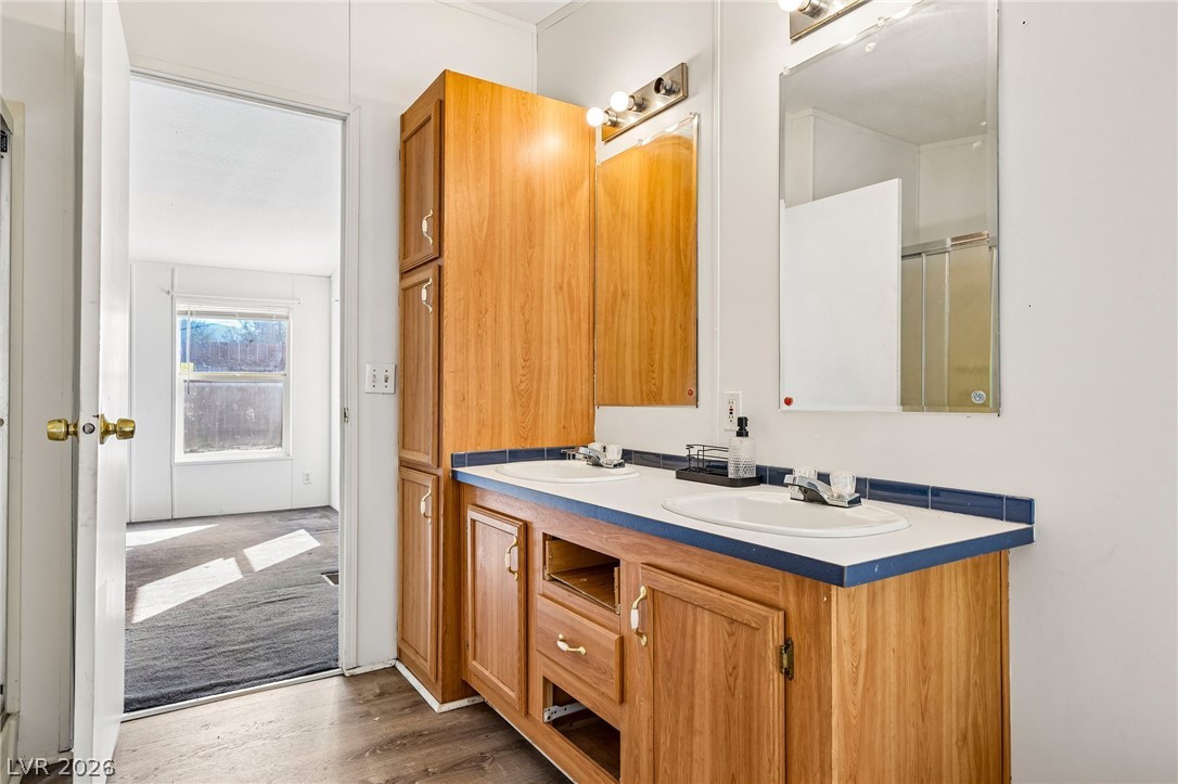 511 East Simkins Road Property Photo 29