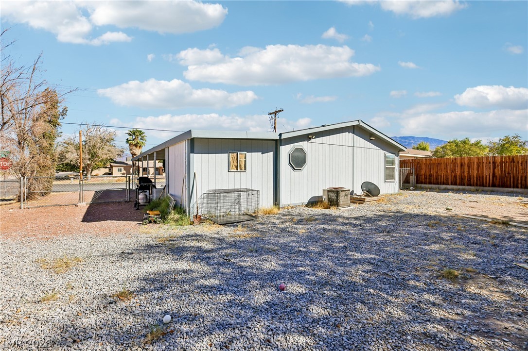 511 East Simkins Road Property Photo 31