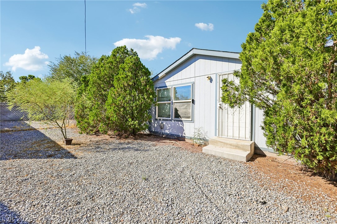 511 East Simkins Road Property Photo 36