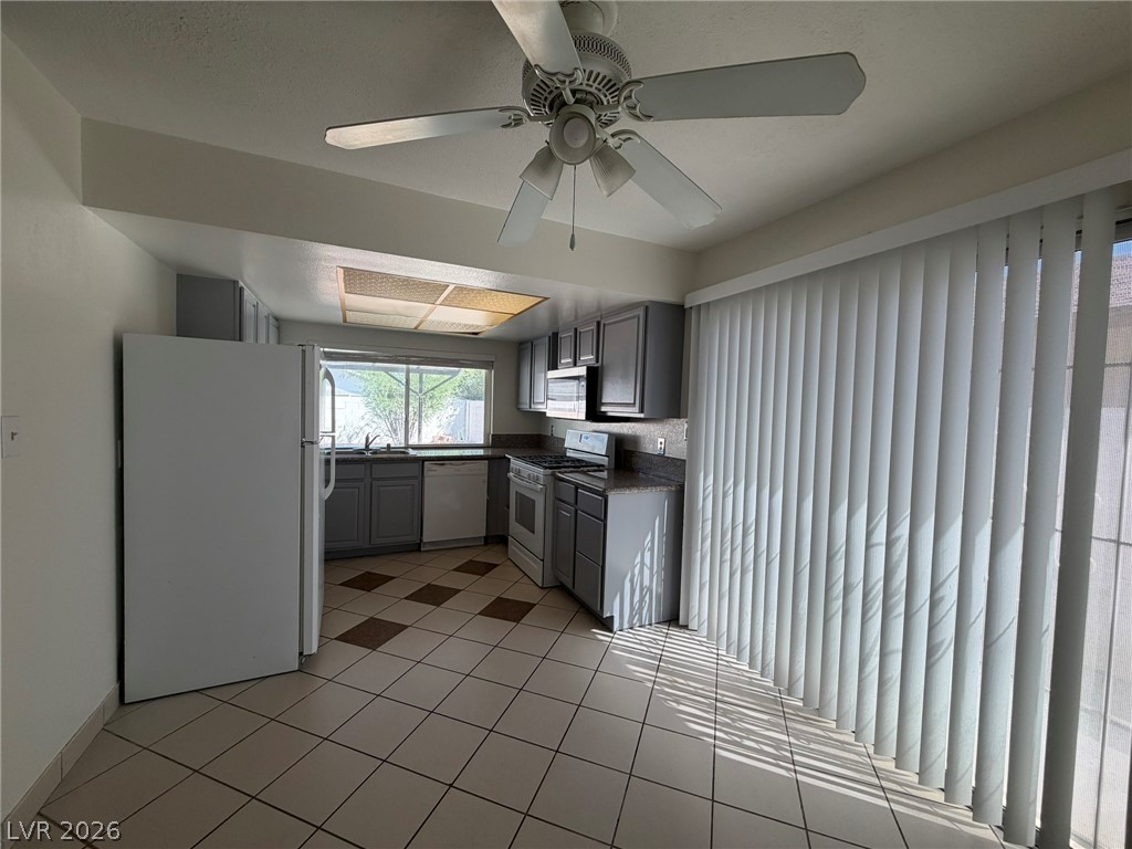 6206 West University Avenue Property Photo 7