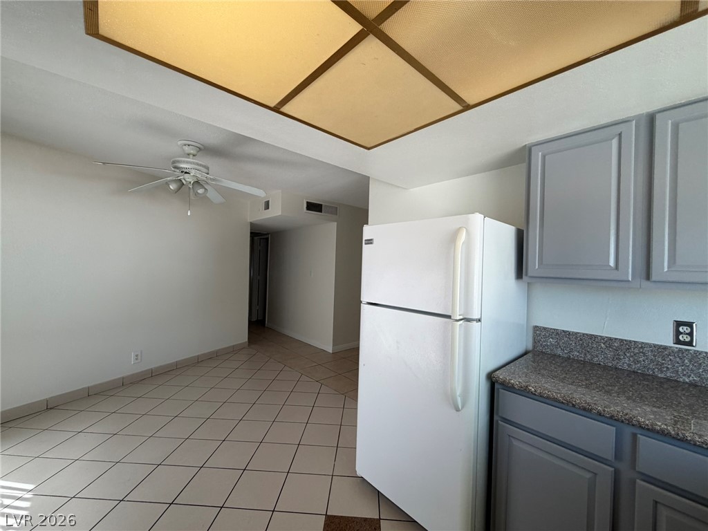 6206 West University Avenue Property Photo 11