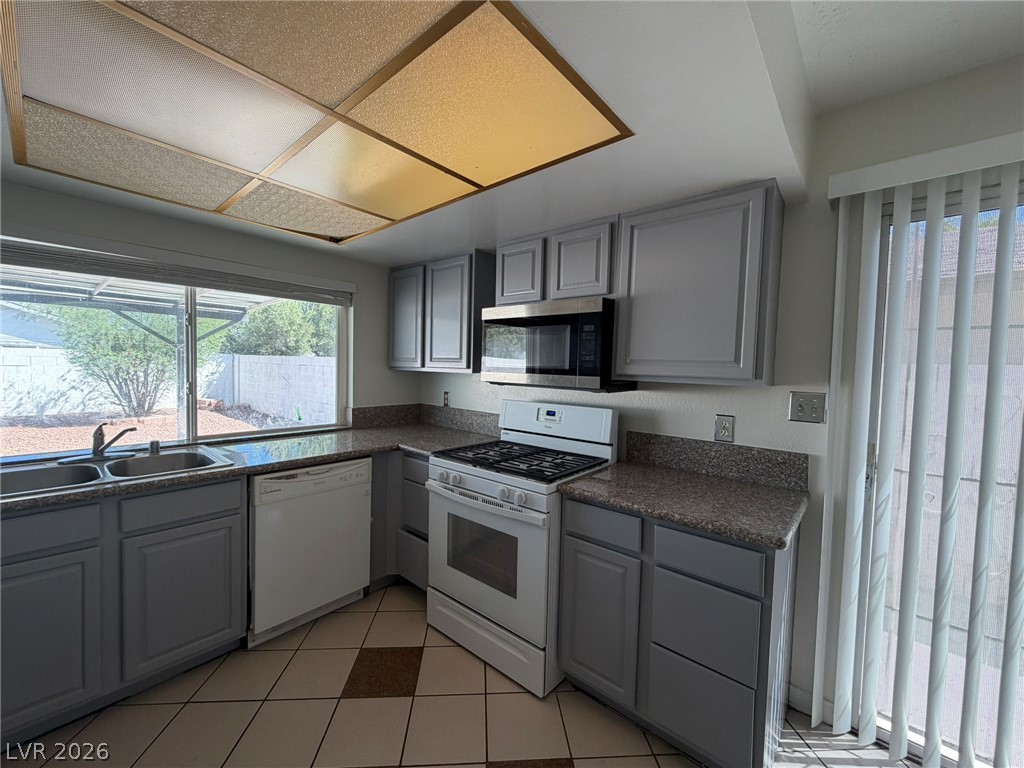 6206 West University Avenue Property Photo 14