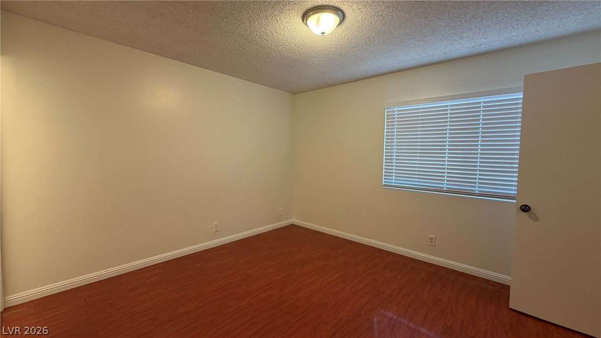 6206 West University Avenue Property Photo 15