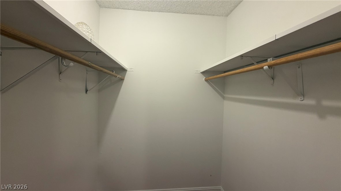 6206 West University Avenue Property Photo 17