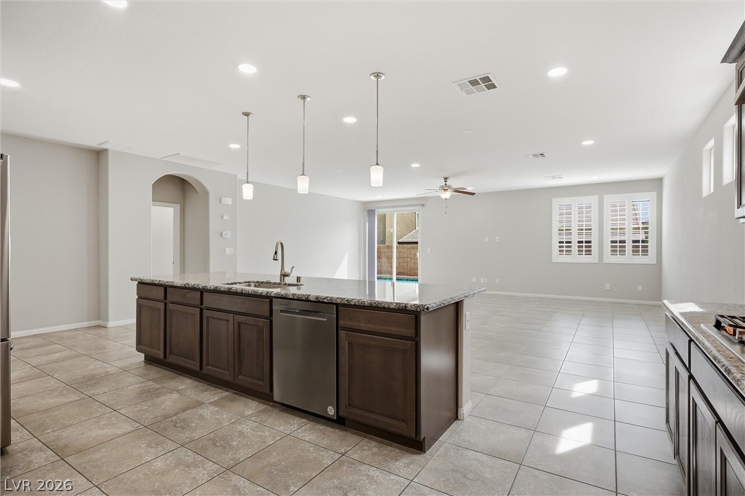 6158 Hays Cove Court Property Photo 8