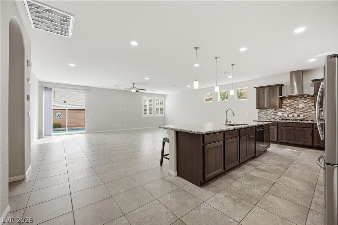 6158 Hays Cove Court Property Photo 9