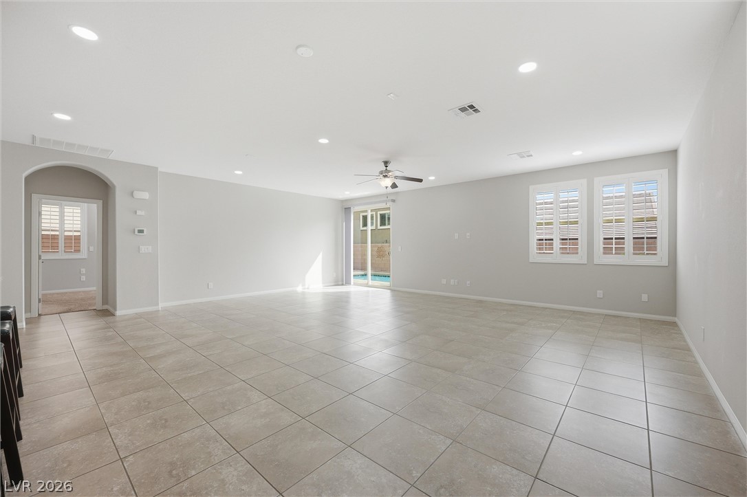 6158 Hays Cove Court Property Photo 14
