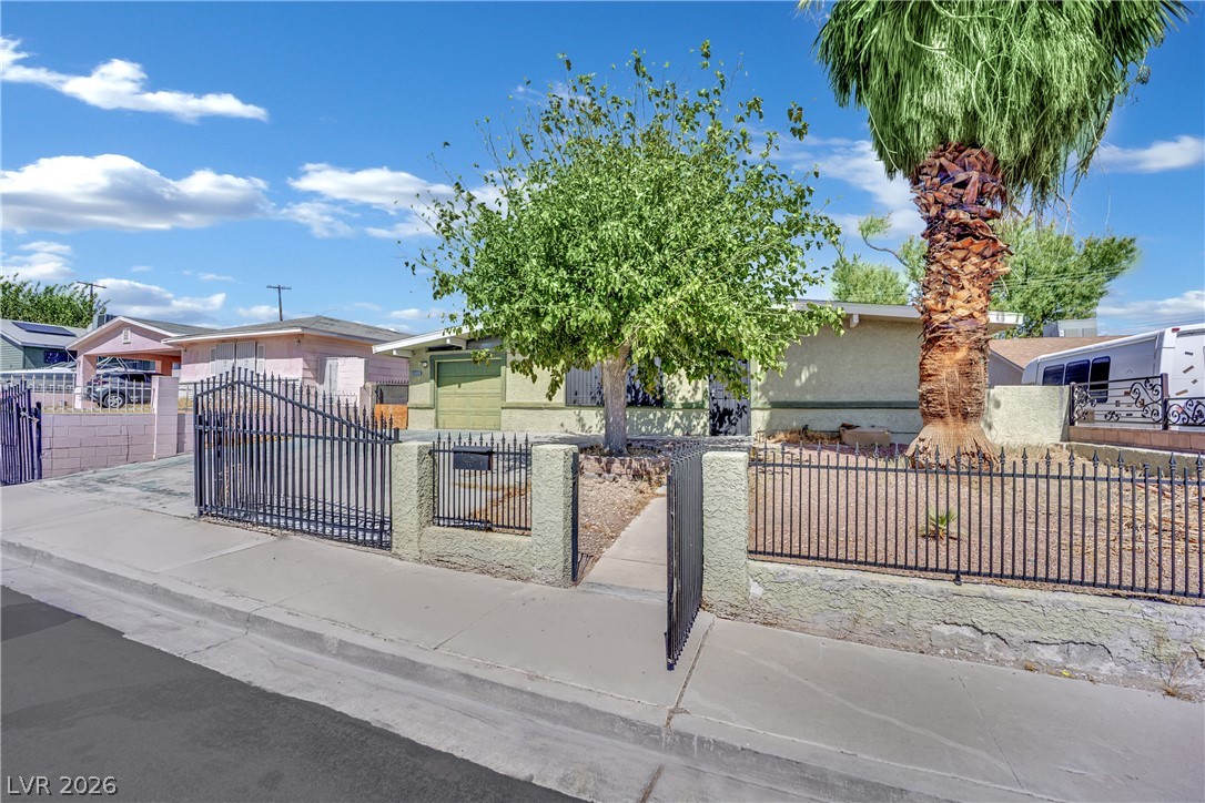 500 Recco Avenue Property Photo 2