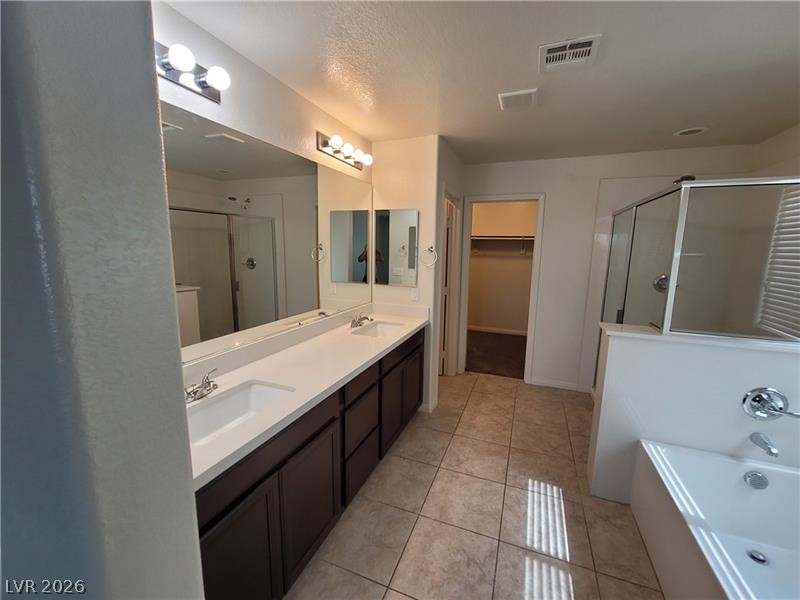 2409 West Gilmore Avenue Property Photo 16