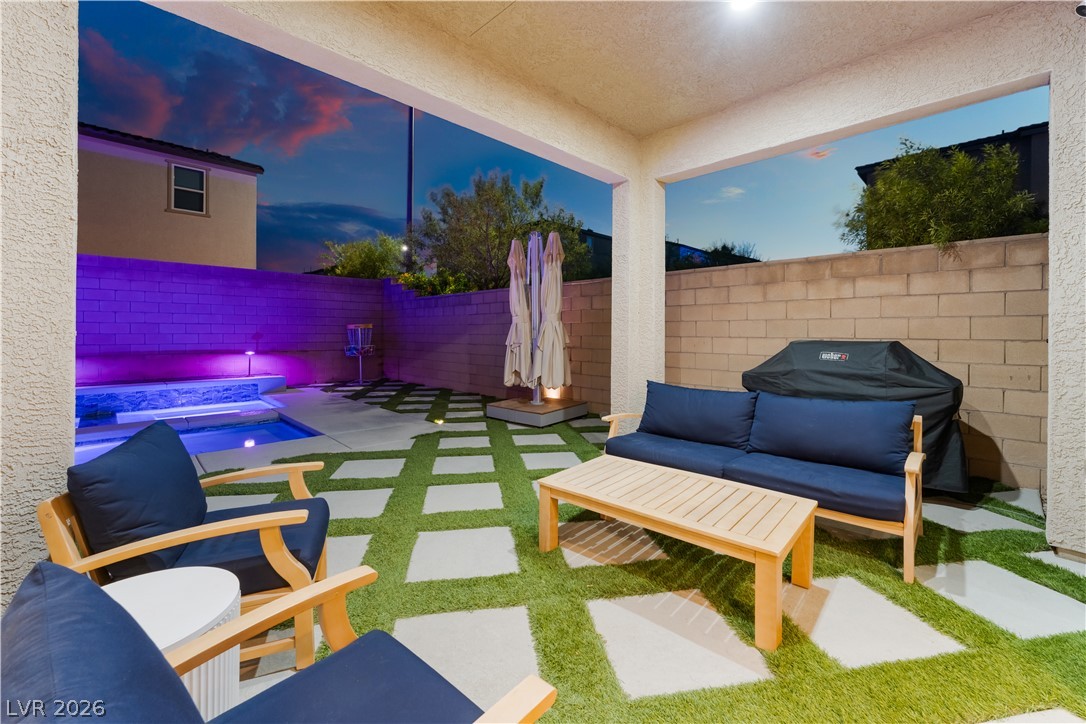 10143 Bismarck Palms Avenue Property Photo 77