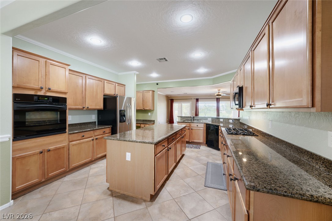 7421 Shelduck Street Property Photo 14