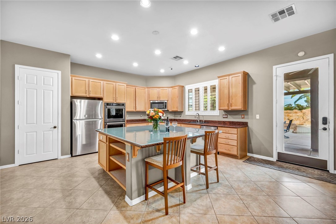8114 Villa Del Cielo Street Property Photo 16