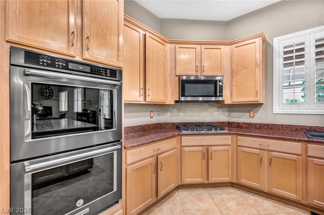 8114 Villa Del Cielo Street Property Photo 18