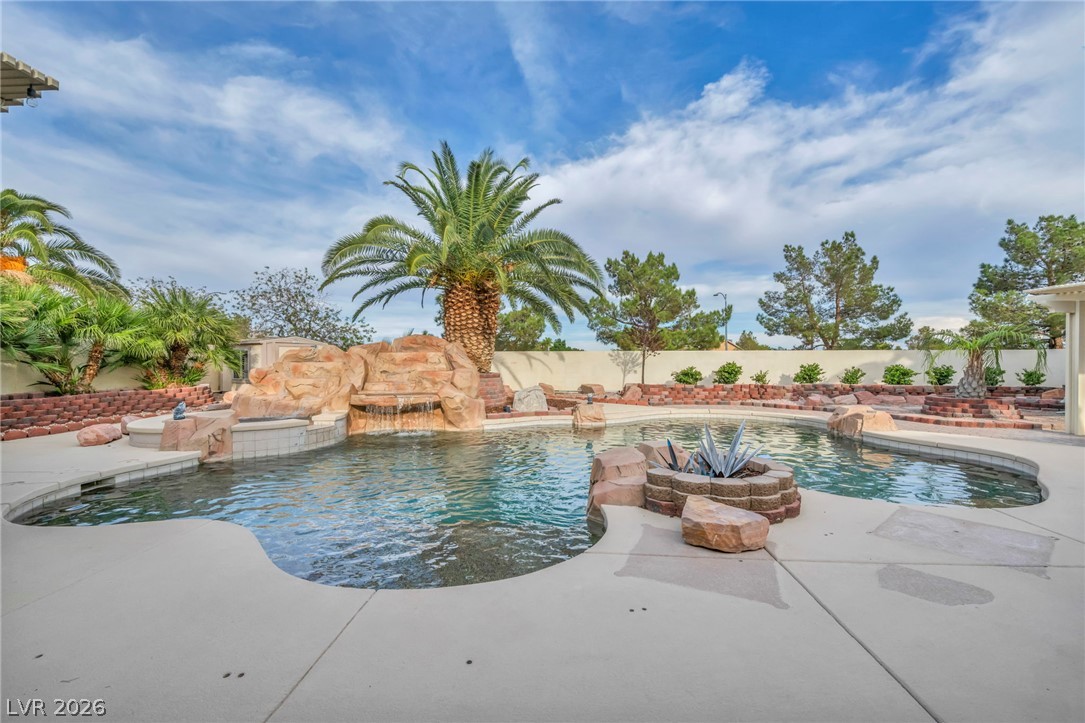 8114 Villa Del Cielo Street Property Photo 45
