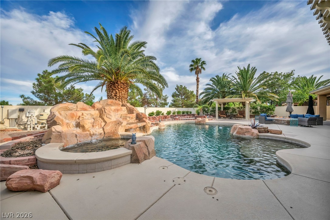 8114 Villa Del Cielo Street Property Photo 46