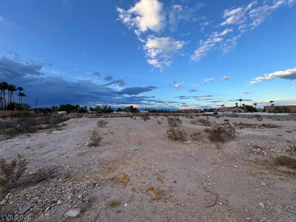 Lindell Property Photo 1