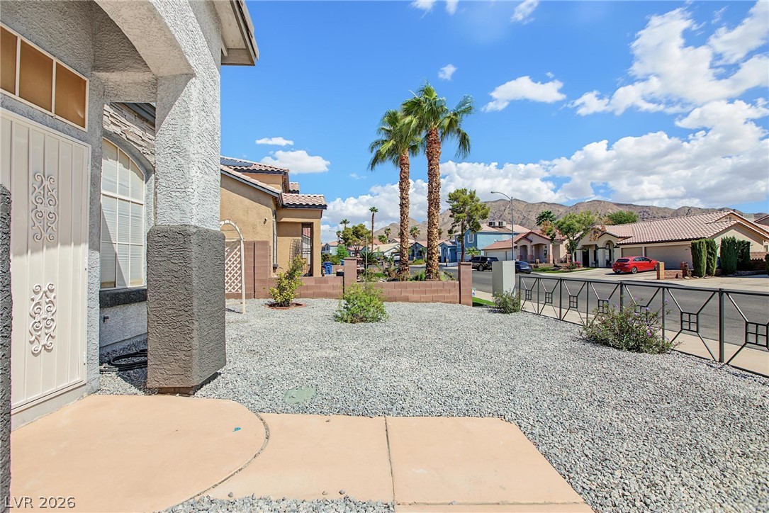 1521 Orchard Valley Drive Property Photo 4