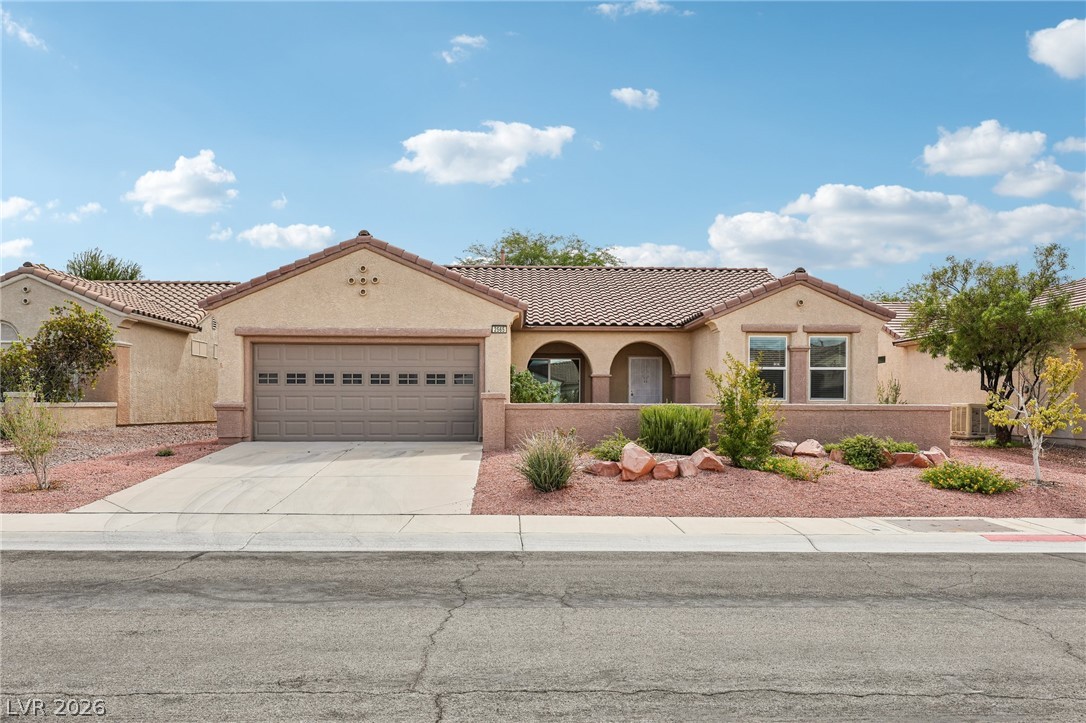 2565 Gilbertville Avenue Property Photo 3