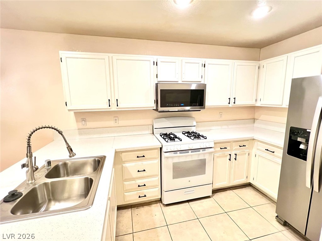 7950 West Flamingo Road 1128 Property Photo 6