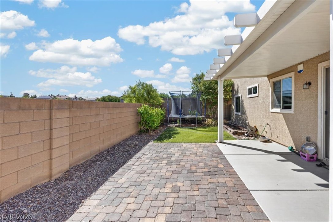 6480 Sunnyhill Street Property Photo 31