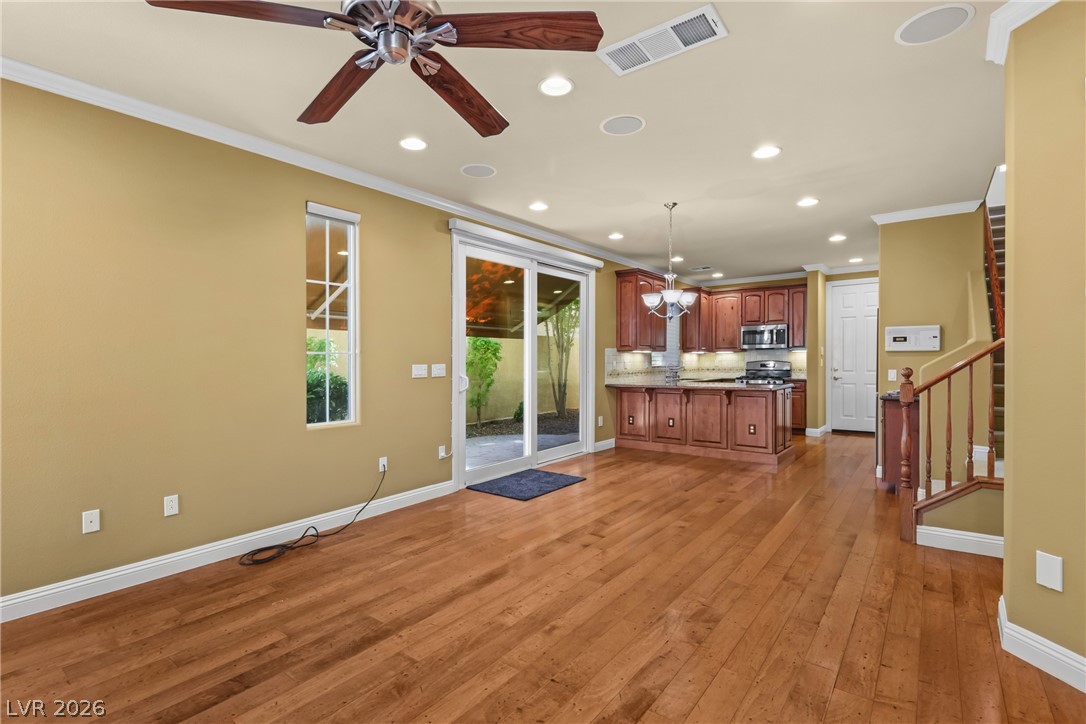 2253 Aragon Canyon Street Property Photo 5
