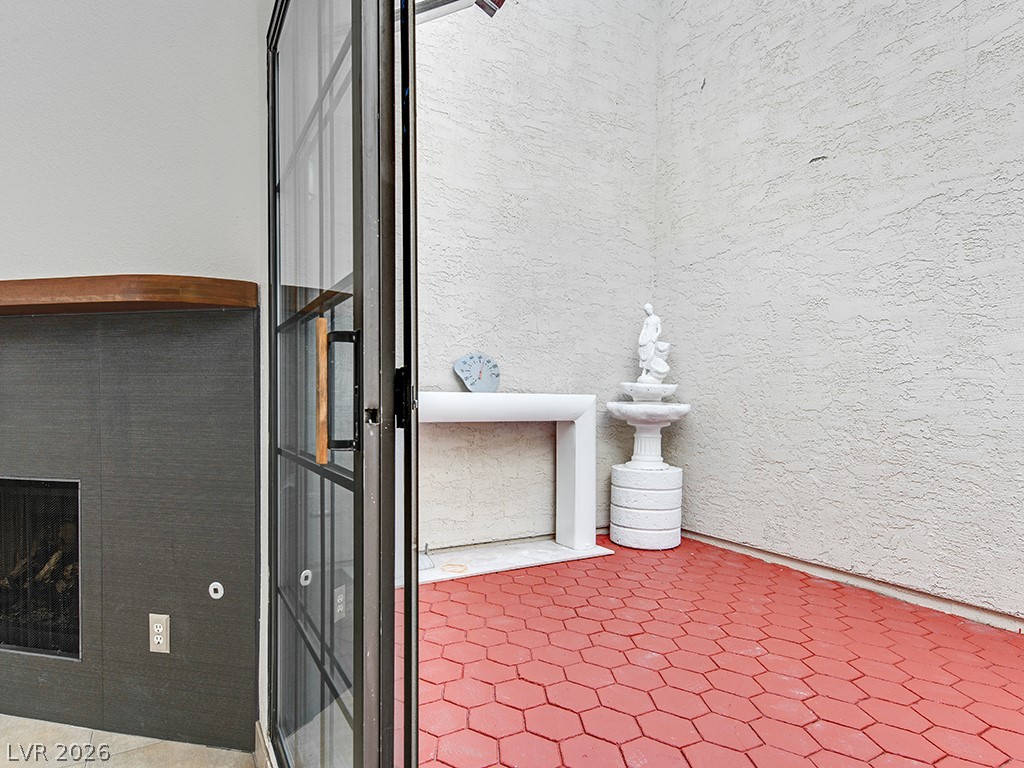 4937 Vivaldi Drive Property Photo 15