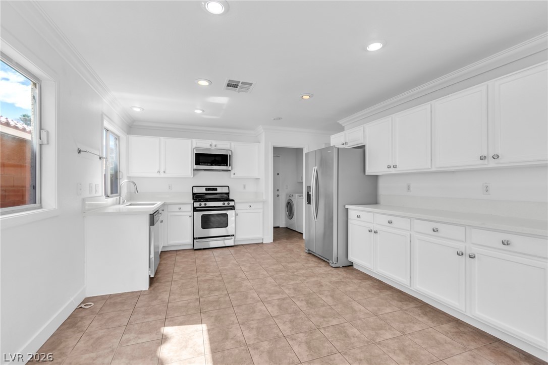 1312 Dream Bridge Drive Property Photo 14